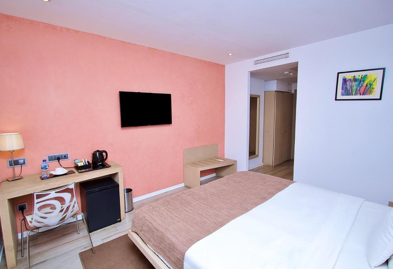 Sv Chrome Hotell Abuja Exteriör bild